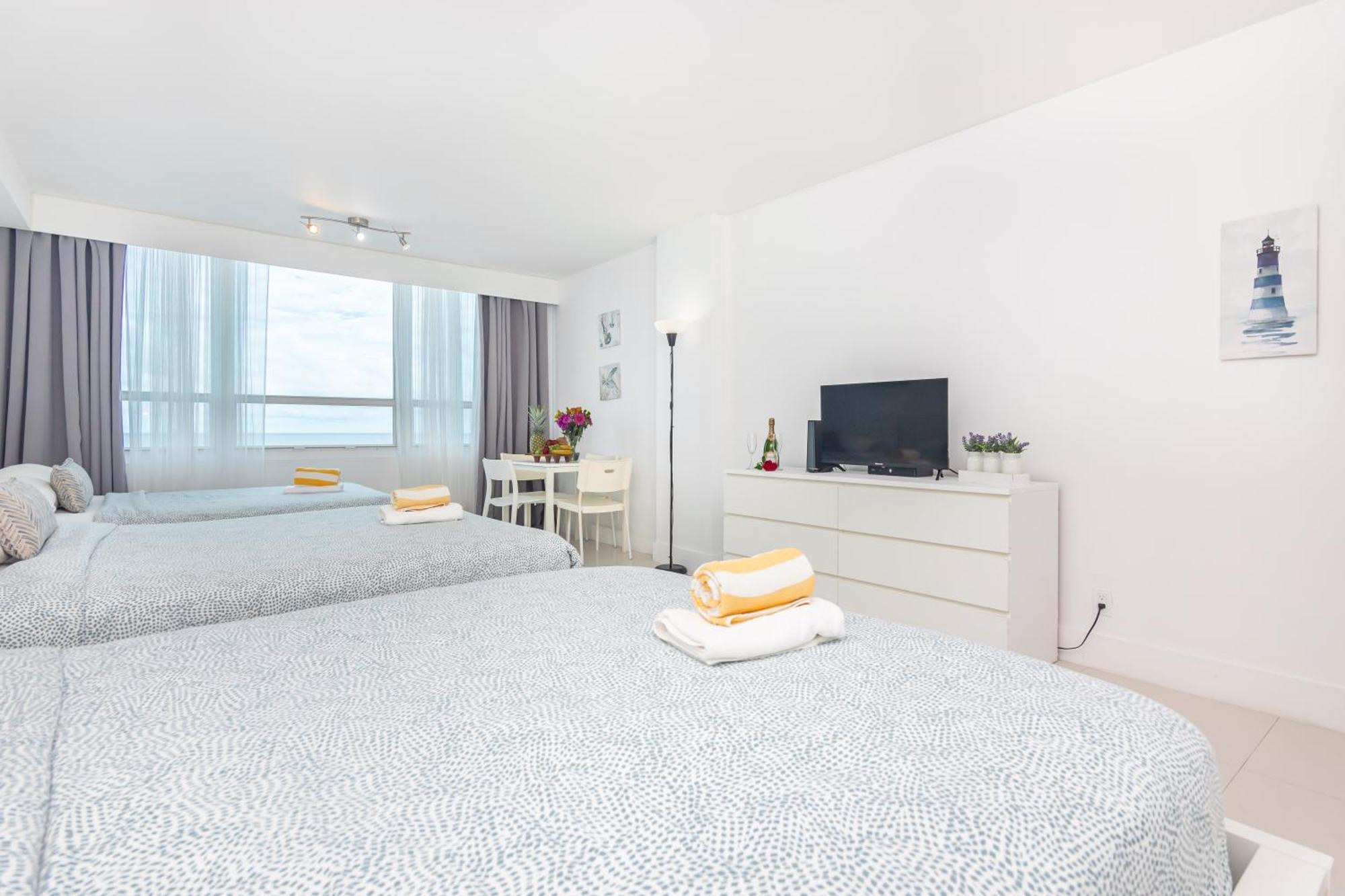 Girasole Rentals Miami Beach Exterior photo