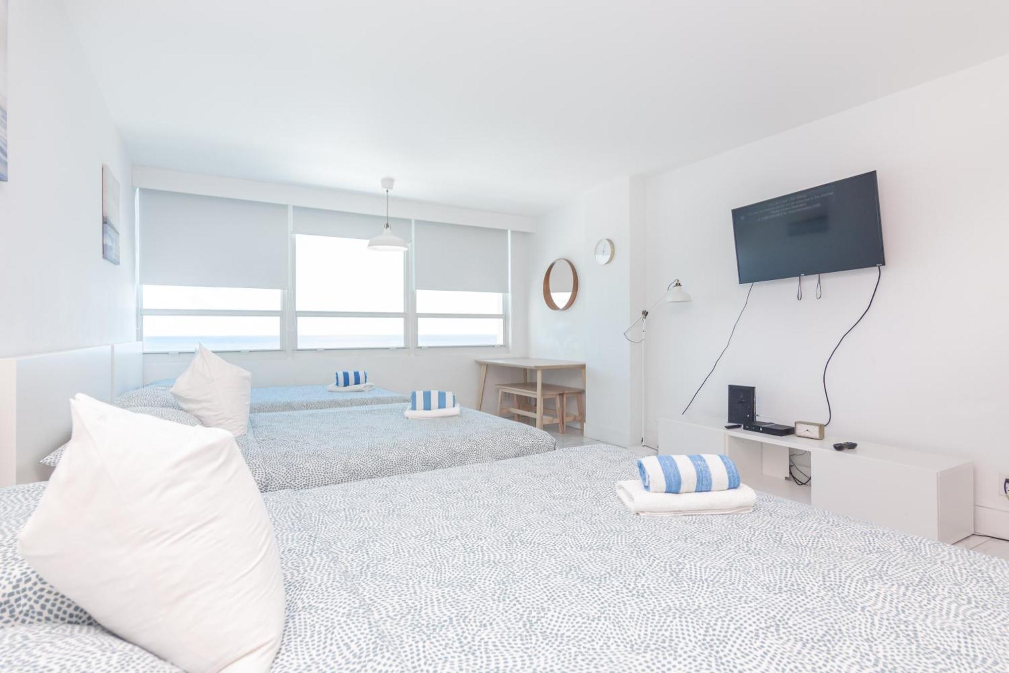 Girasole Rentals Miami Beach Room photo